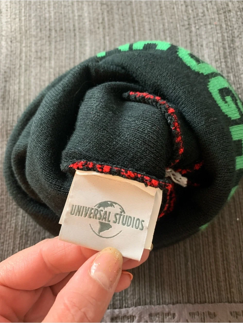 Universal Studio Grinch Naughty Buffalo Plaid Hat Black Red Green